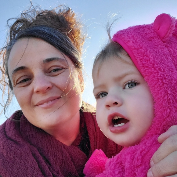 Meet your Posher, Veronica - Picture 3 of 6